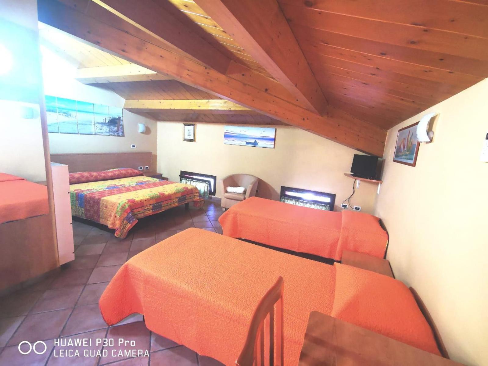 Porto Recanati Zimmer Exterior foto
