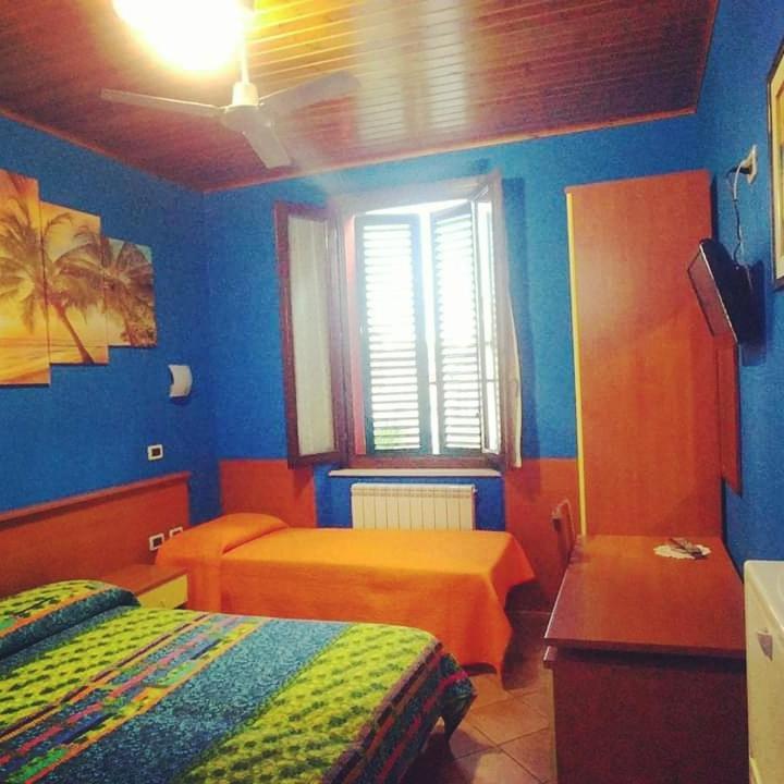 Porto Recanati Zimmer Exterior foto