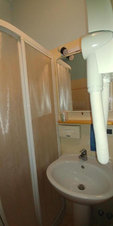 Porto Recanati Zimmer Exterior foto